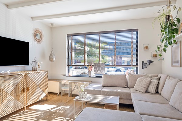 Bunschoten Spakenburg - Colijnstraat 33 Meerwaerde Makelaars (14).jpg